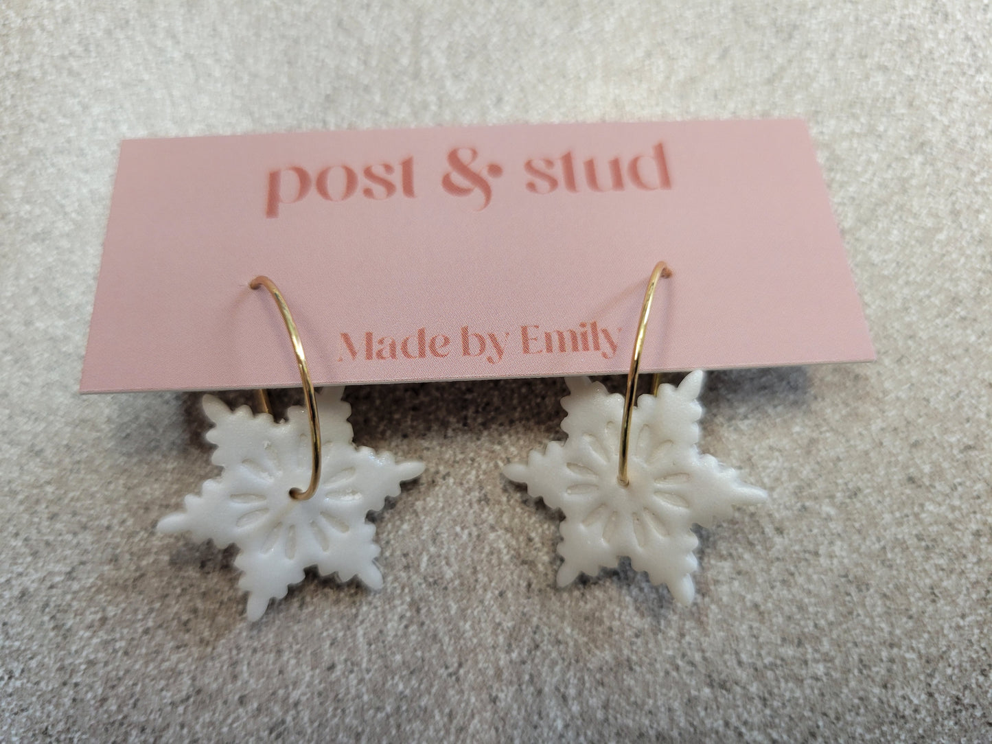 Boucles d'oreilles tiges et clous